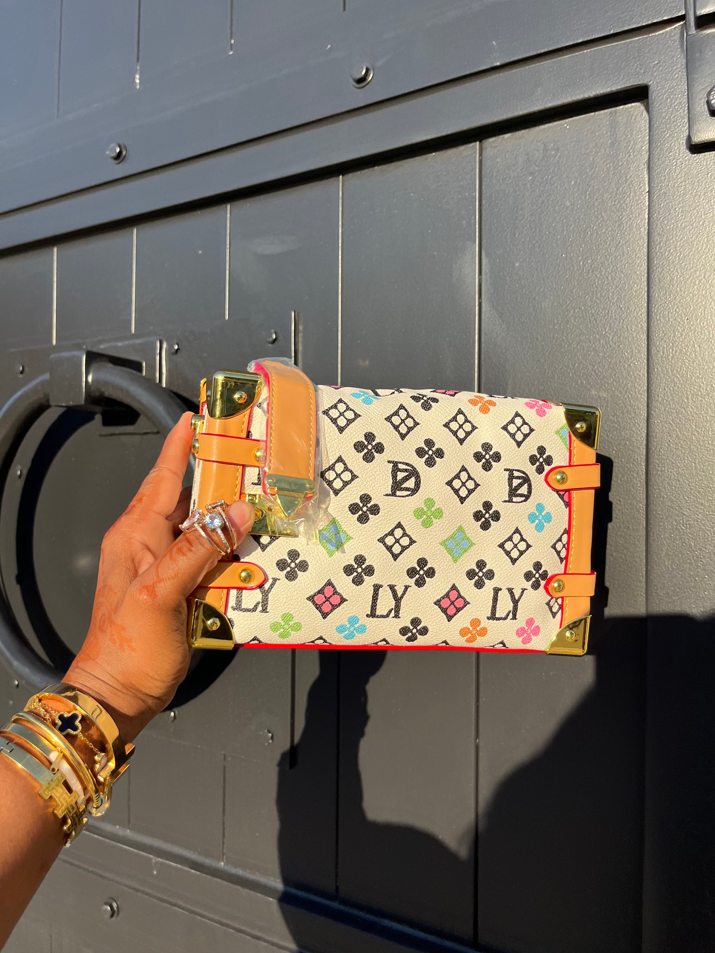 Pretty Clutch Bag
